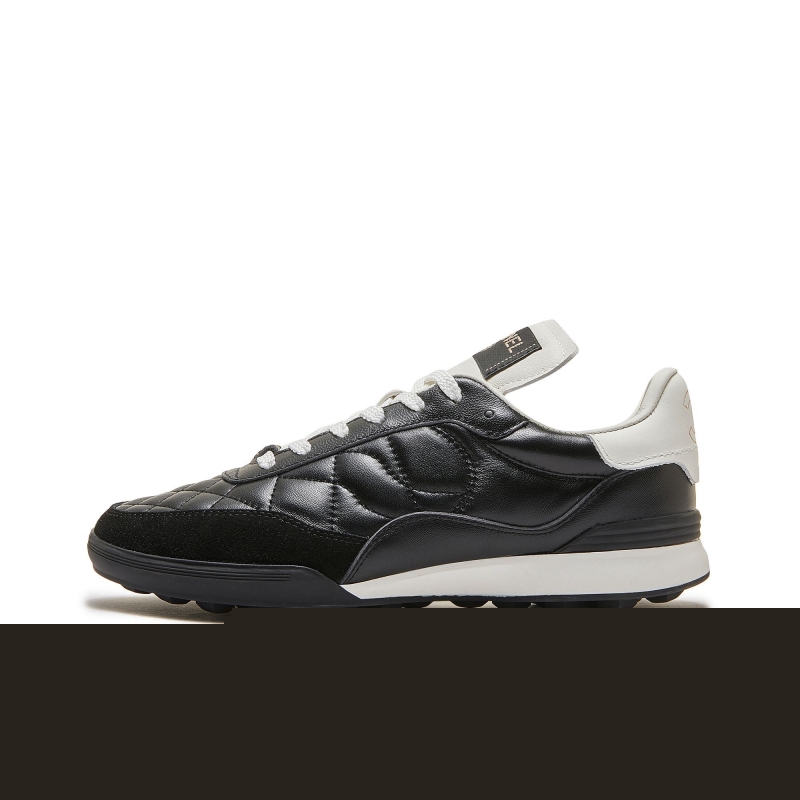 Ch*el sneakers